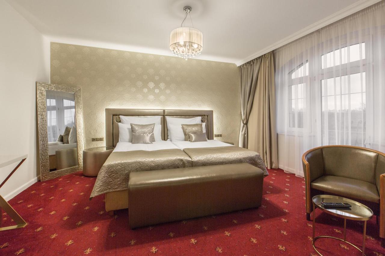 Sen Готель 4*